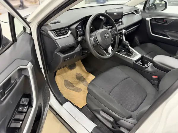 تویوتا، راوفور