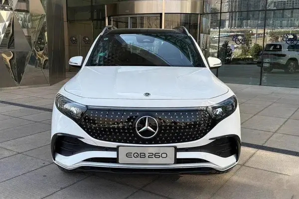 بنز، کلاس EQB