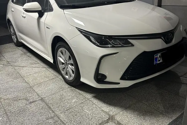 تویوتا، کرولا هیبرید