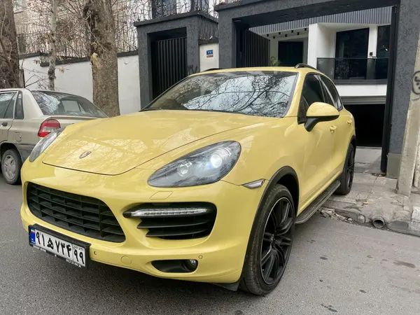 پورشه، کاین