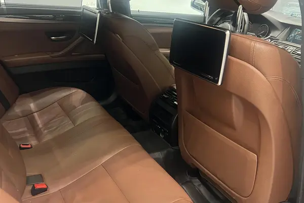 ب ام و، سری 5 سدان