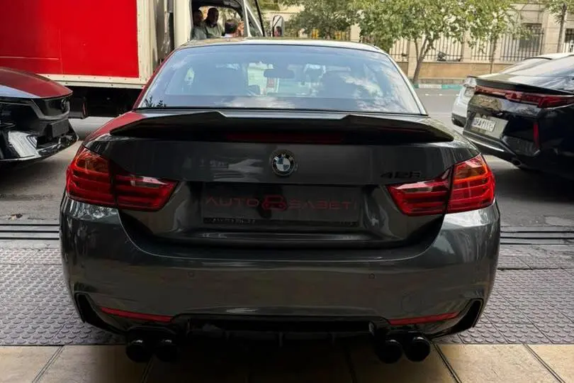 ب ام و،  سری 4 کروک