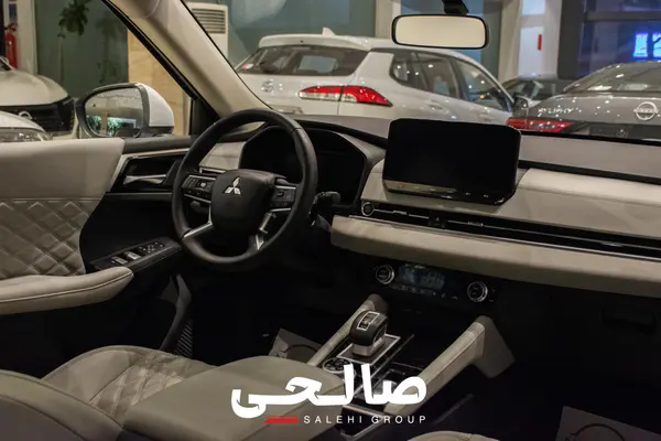 میتسوبیشی، اوتلندر