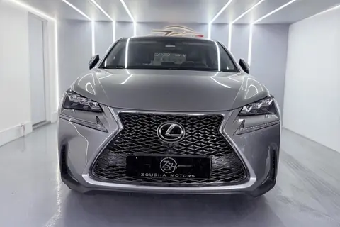 لکسوس، NX