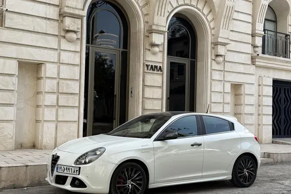 آلفارومئو، جولیتا