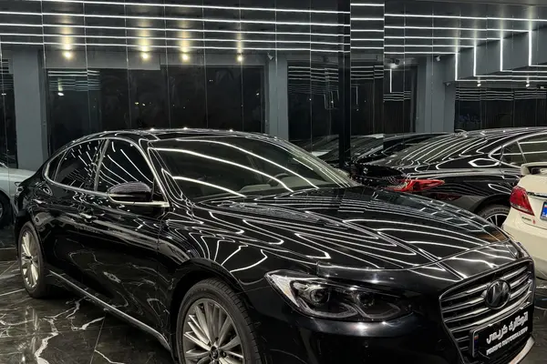 هیوندای، آزرا (گرنجور)