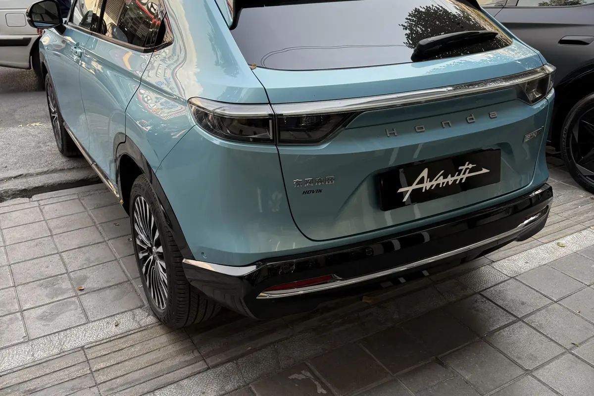 هوندا،  eNS1