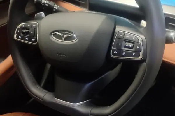 فونیکس، تیگو 8 پرو مکس (F8 PRO MAX)