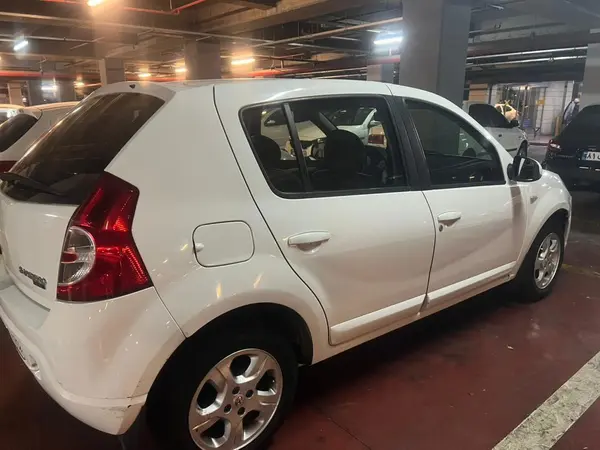 رنو، ساندرو