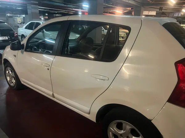 رنو، ساندرو