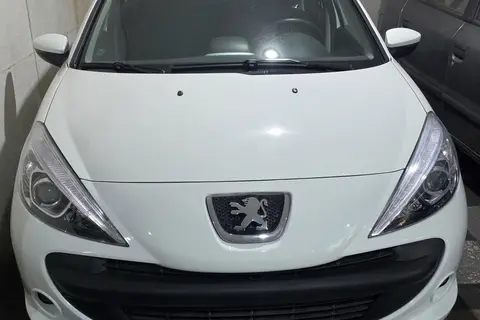 پژو، 207