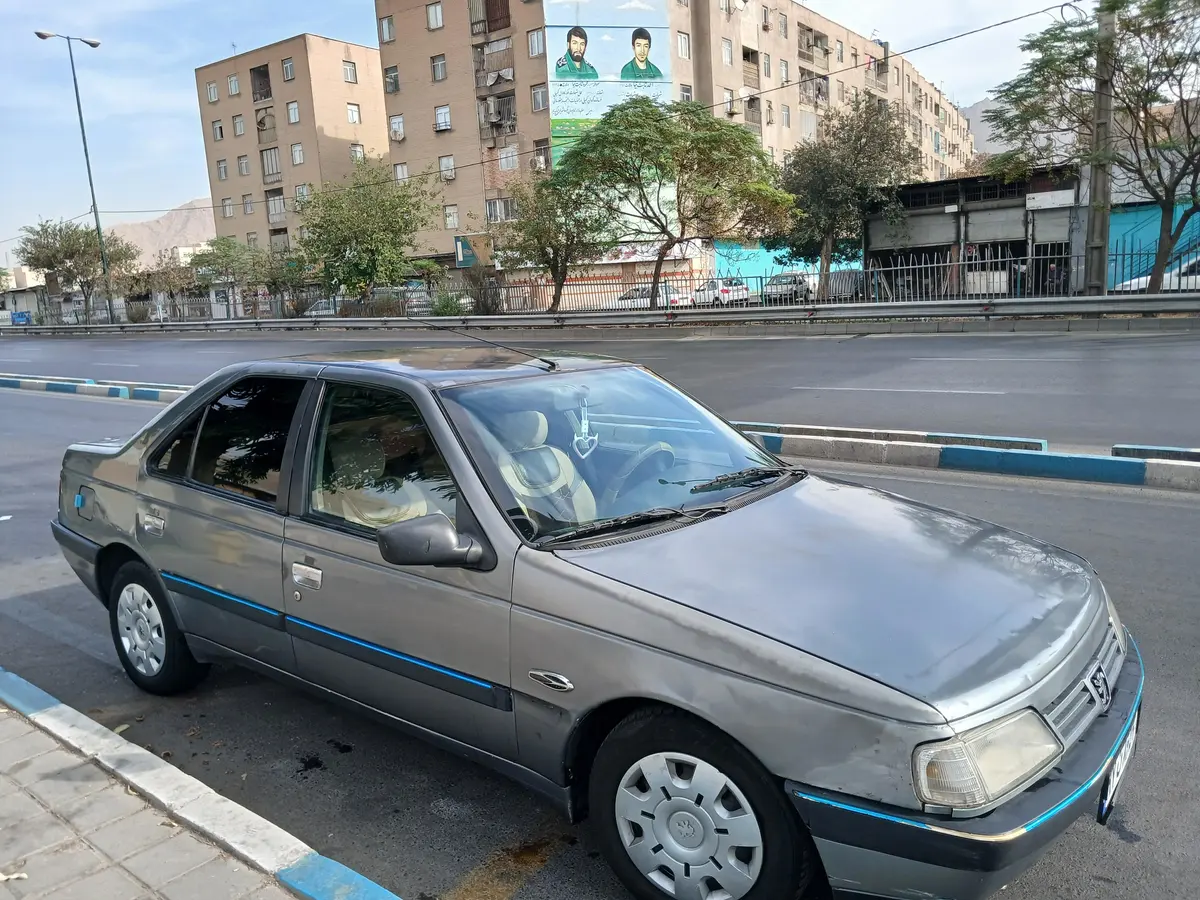 پژو،  405