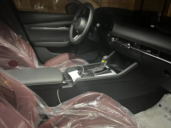 مزدا، 3 وارداتی