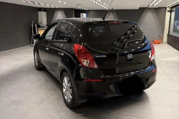 هیوندای، i20