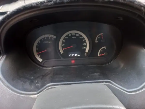 تیبا، صندوق دار