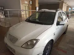 تیبا، هاچ بک