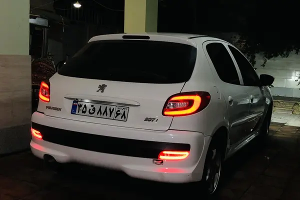 پژو  207