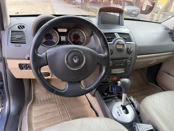 رنو، مگان (مونتاژ)