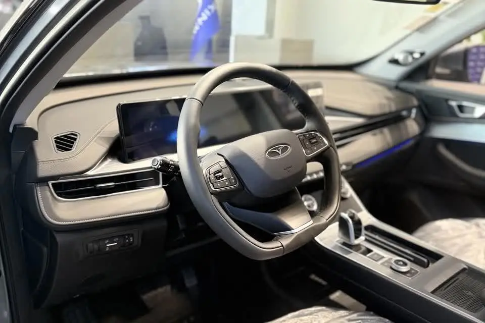 فونیکس،  تیگو 7 پرو مکس (F7)