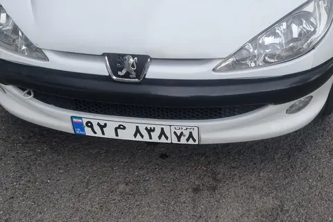 پژو، 206