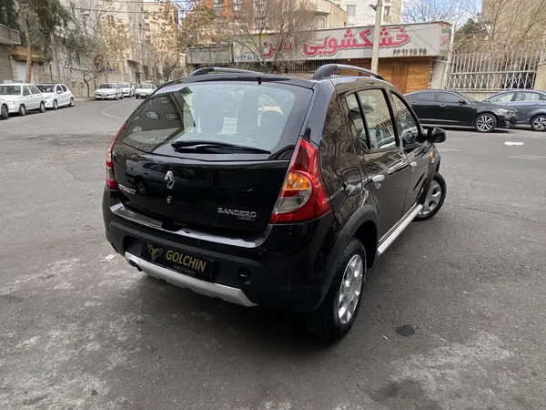 رنو، ساندرو استپ وی