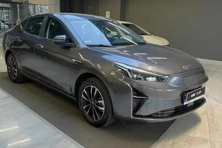 کی ام سی eJ7