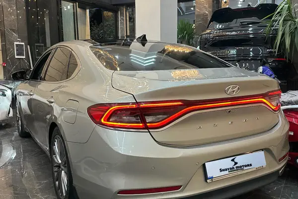 هیوندای، آزرا (گرنجور)