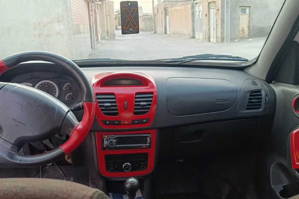 کوییک،  دنده ای R