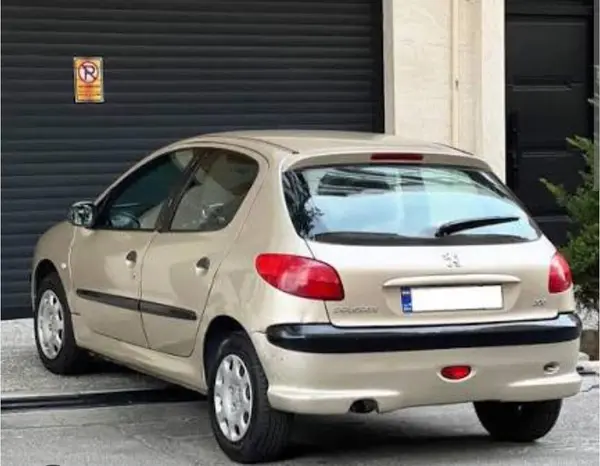 پژو  206