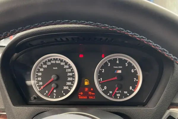 ب ام و  X5