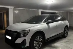 آئودی، Q5 e-tron