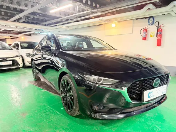 مزدا، 3 وارداتی