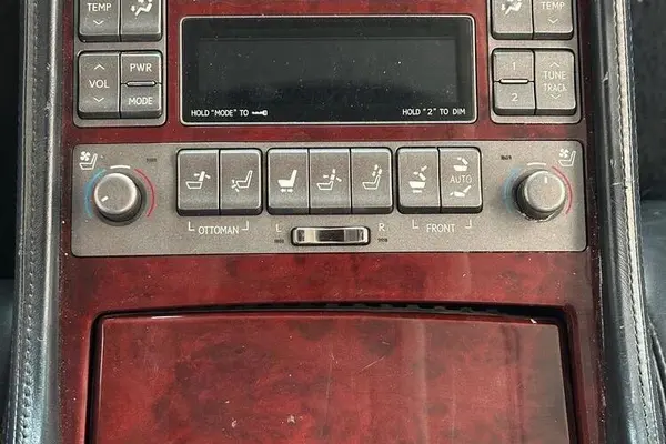 لکسوس  LS
