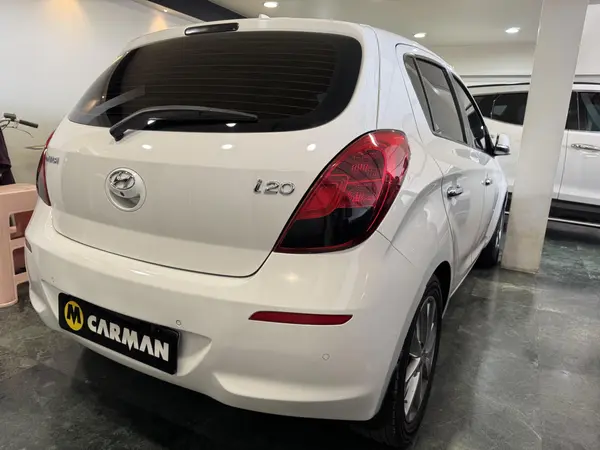 هیوندای، i20