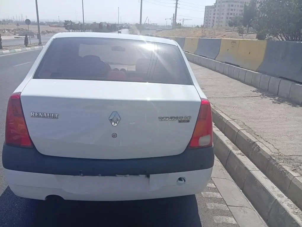 رنو،  تندر 90
