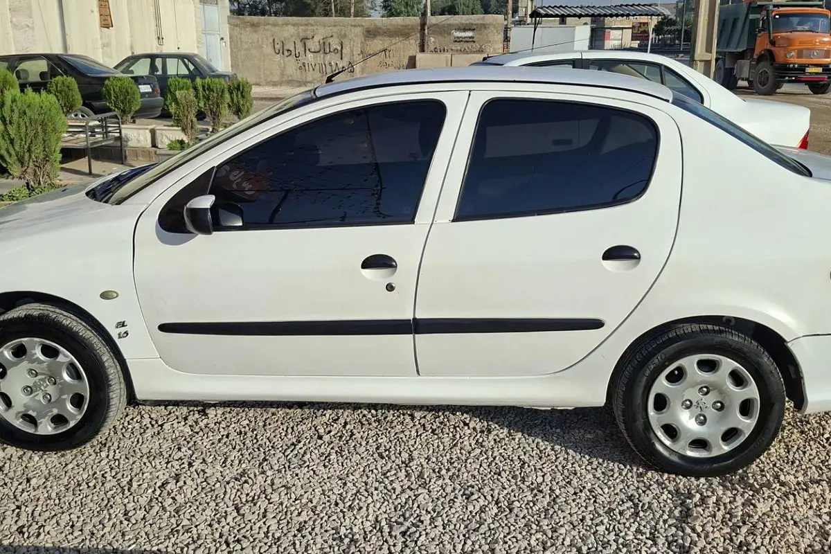 پژو،  206 SD