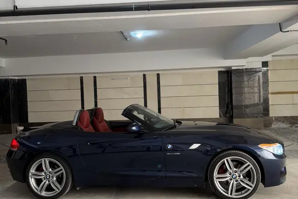 ب ام و  Z4