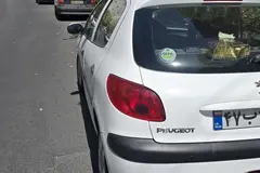 پژو، 206