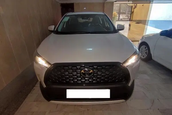 تویوتا، کرولا کراس هیبرید