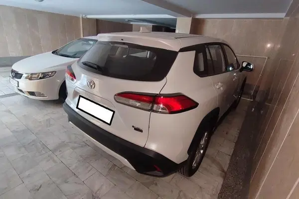 تویوتا، کرولا کراس هیبرید