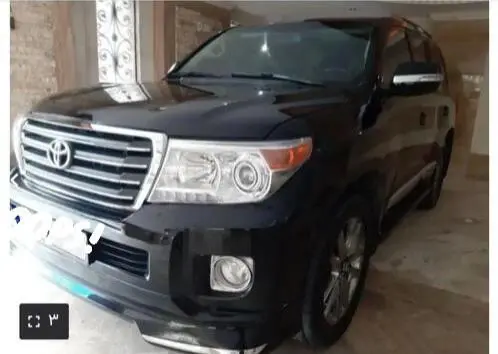 تویوتا، لندکروز چهار در