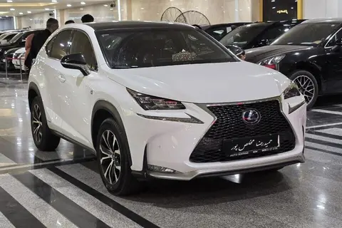 لکسوس، NX
