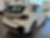 ب ام و  iX1