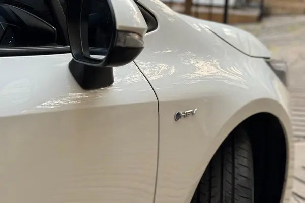 تویوتا، لوین هیبرید