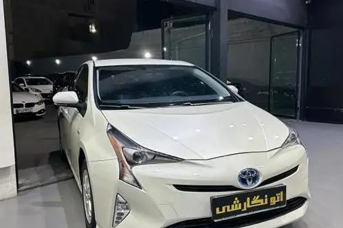 تویوتا، پریوس