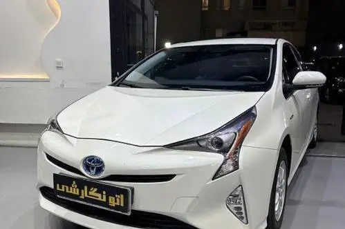 تویوتا، پریوس