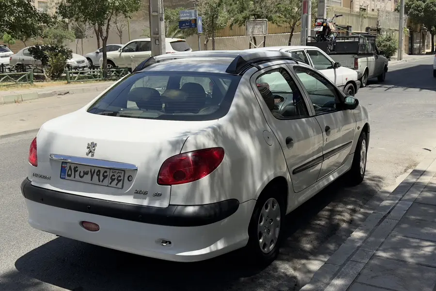 پژو، 206 SD