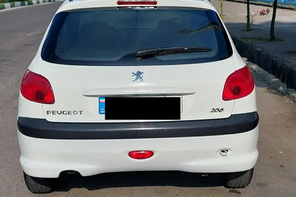 پژو، 206