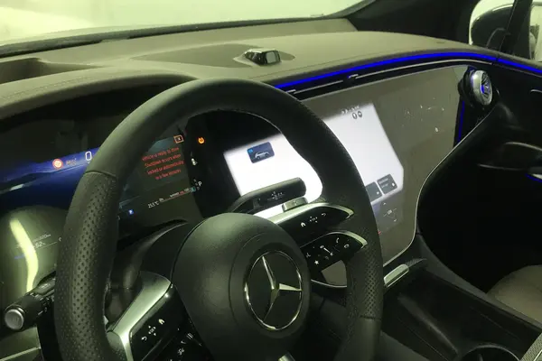 بنز  EQE SUV