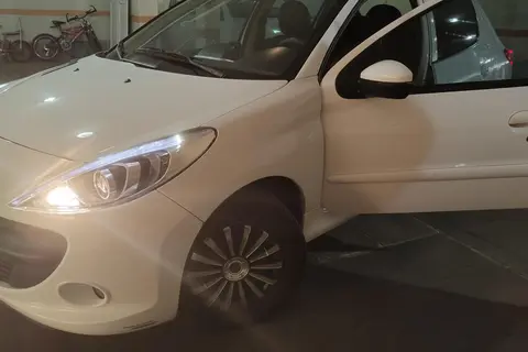 پژو، 207